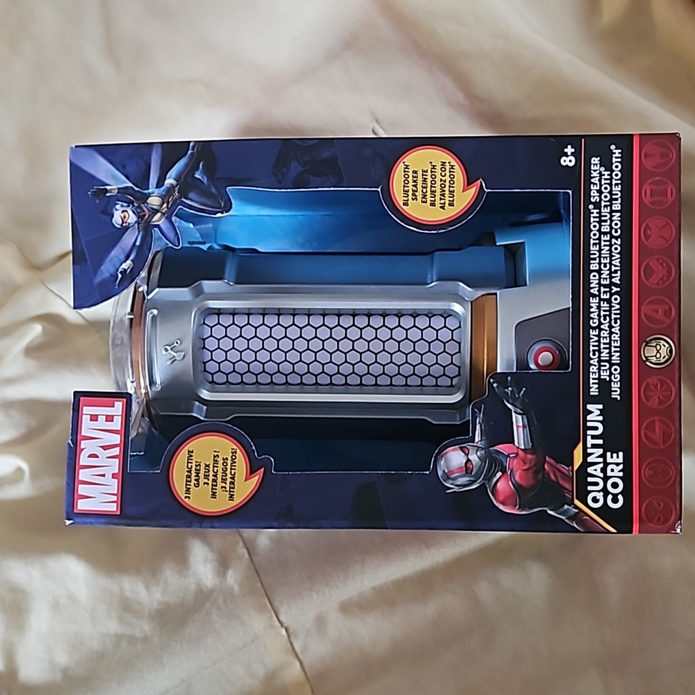Marvel BLUETOOTH SPEAKER NEW. Great Xmas Gift